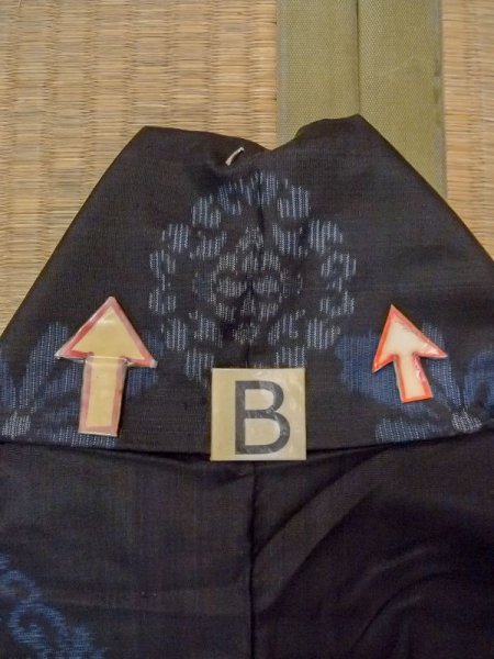 画像15: N0717O  女性用 紬  シルク(正絹)  淡い 黒, 花 【中古】 【USED】 【リサイクル】 ★★★☆☆ (15)