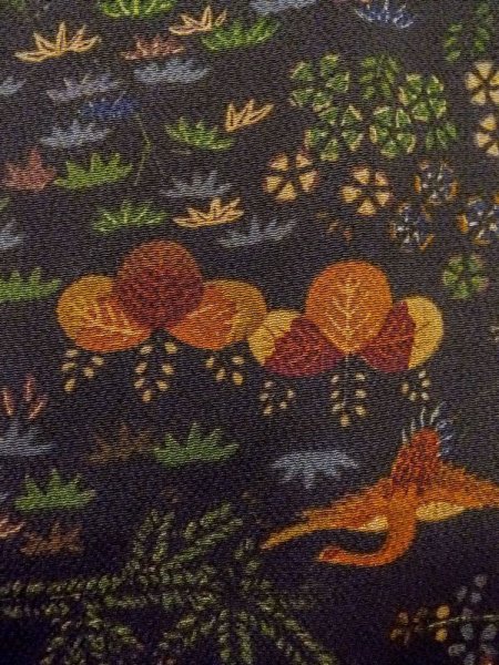 画像5: N0717R Mint  女性用 小紋  シルク(正絹)   黒, 桐 【中古】 【USED】 【リサイクル】 ★★★★☆ (5)