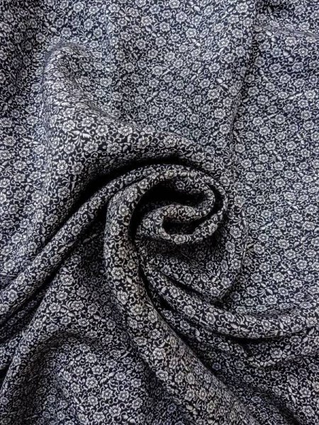 画像11: N0717S  女性用 小紋  シルク（正絹）   黒, 花 【中古】 【USED】 【リサイクル】 ★★★☆☆ (11)