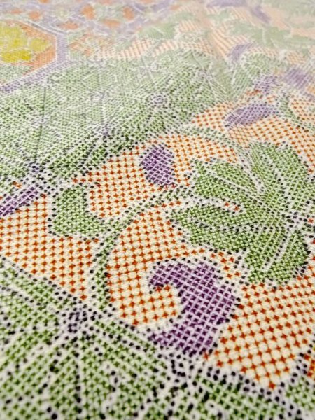 画像9: N0717V Mint  女性用 小紋  シルク(正絹)   マルチカラー, 花 【中古】 【USED】 【リサイクル】 ★★★★☆ (9)