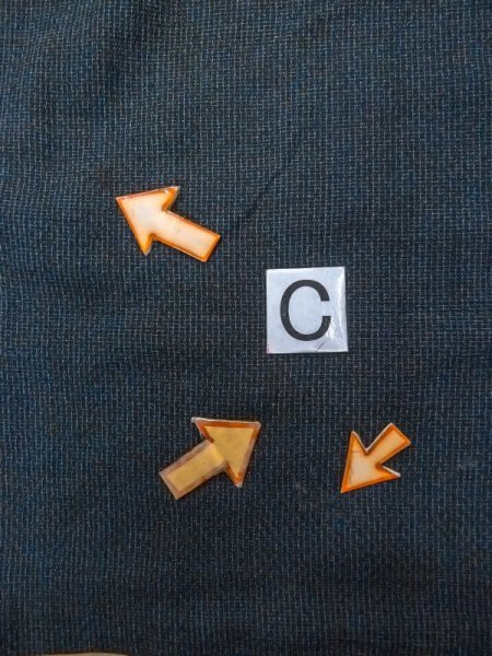 画像16: N0717W  男性用着物  シルク(正絹)  青み 黒, チェック柄 【中古】 【USED】 【リサイクル】 ★☆☆☆☆ (16)