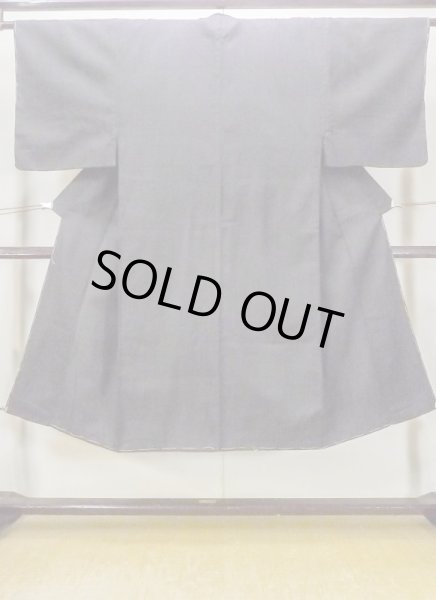 画像1: N0717Y Mint  男性用着物  シルク（正絹）   黒, チェック柄 【中古】 【USED】 【リサイクル】 ★★★★☆ (1)