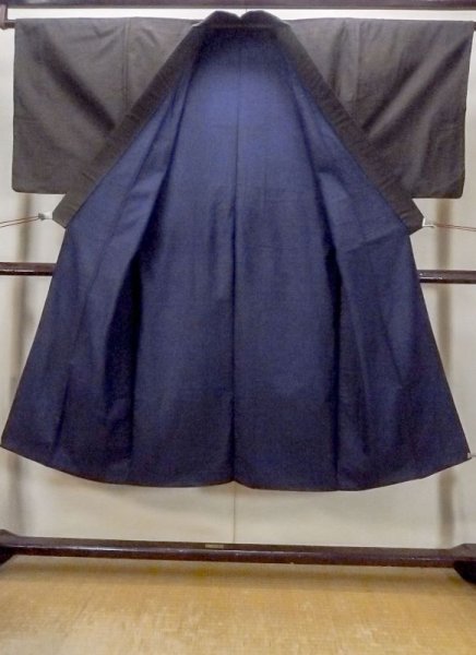 画像2: N0718D  男性用着物  シルク(正絹)   茶色, チェック柄 【中古】 【USED】 【リサイクル】 ★☆☆☆☆ (2)