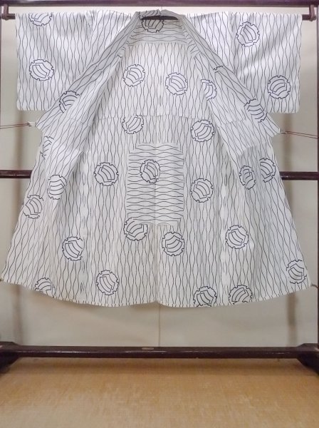 画像2: N0731H  浴衣（日本製）  綿   藍, 扇 【中古】 【USED】 【リサイクル】 ★★☆☆☆ (2)