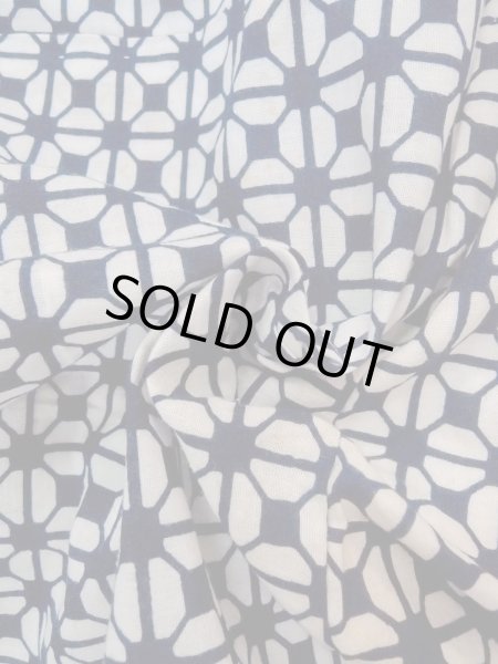 画像11: N0731Y  男性用浴衣  綿   藍, 幾何学模様 【中古】 【USED】 【リサイクル】 ★☆☆☆☆ (11)