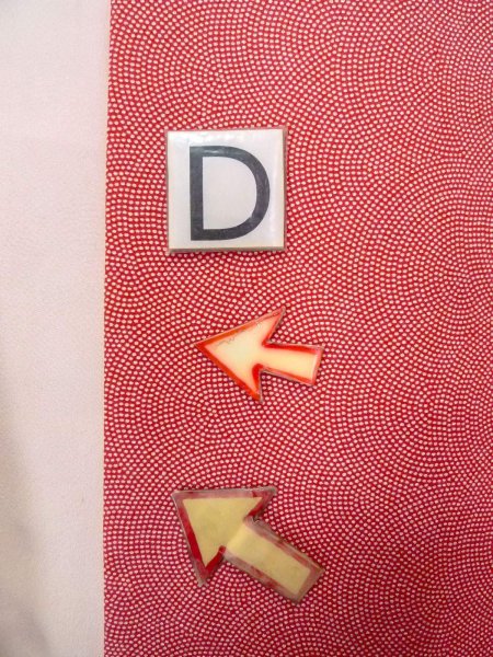 画像17: N0814K  女性用 江戸小紋 鮫小紋 シルク(正絹)   珊瑚色,  【中古】 【USED】 【リサイクル】 ★★★☆☆ (17)