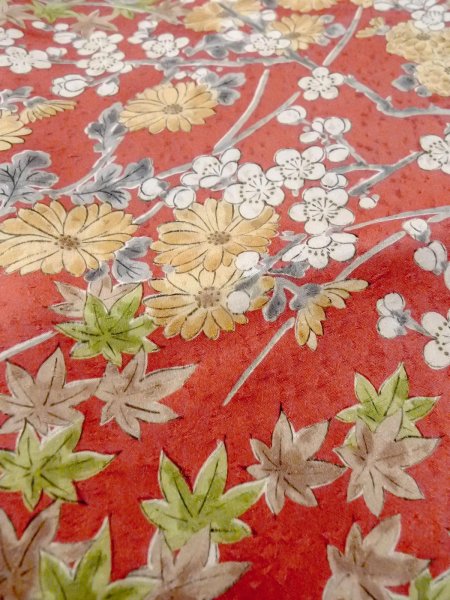 画像10: N0814Q  女性用 小紋  シルク(正絹)  淡い 朱赤, 菊 【中古】 【USED】 【リサイクル】 ★★★☆☆ (10)