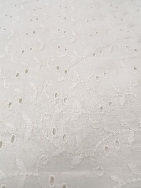 画像9: N0814Y  女性用 襦袢 レース襦袢 綿   オフ ホワイト, 花 【中古】 【USED】 【リサイクル】 ★☆☆☆☆ (9)