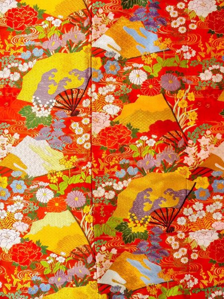 画像7: N0827D Mint  女性用 打掛  シルク（正絹）   赤色, ぼたん 【中古】 【USED】 【リサイクル】 ★★★★☆ (7)