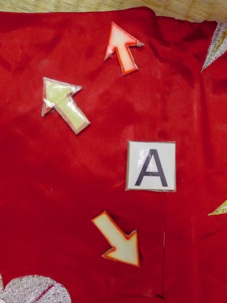 画像33: N0827G  女性用 掛下  シルク（正絹）  光沢のある 赤色, 梅 【中古】 【USED】 【リサイクル】 ★★★☆☆ (33)