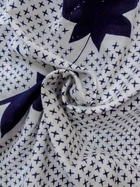 画像9: N0906L  女性用 浴衣(日本製)  綿   白, もみじ 【中古】 【USED】 【リサイクル】 ★★☆☆☆ (9)