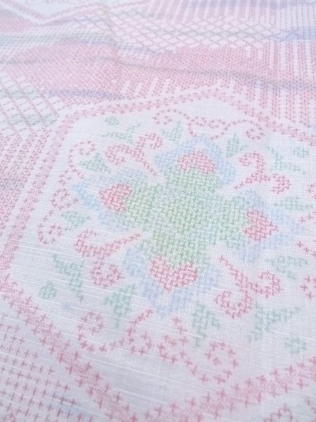 画像8: N0906O  女性用 浴衣（日本製）  ウール  淡い 白, 唐花 【中古】 【USED】 【リサイクル】 ★★★☆☆ (8)