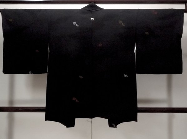 画像2: N0906W Mint  女性用 羽織  シルク(正絹)   黒, 源氏雲 【中古】 【USED】 【リサイクル】 ★★★★☆ (2)