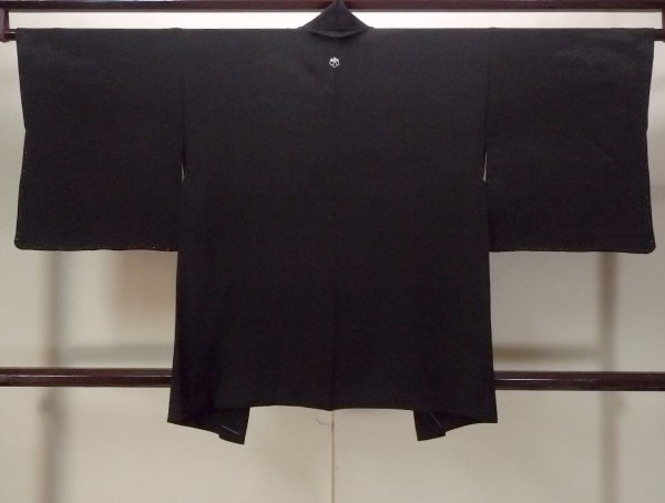 画像2: N0906Z  女性用 羽織  シルク(正絹)   黒,  【中古】 【USED】 【リサイクル】 ★★★☆☆ (2)