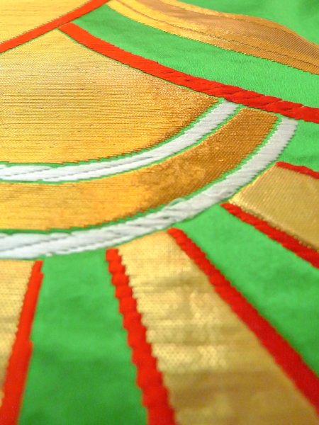 画像8: N0913C 袋帯 女性用着物 シルク(正絹)  光沢のある 緑色 車輪 【中古】 【USED】 【リサイクル】 ★★★★☆ (8)