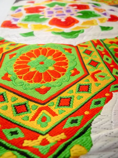 画像10: N0913D 袋帯 女性用着物 シルク(正絹)  鮮やか 黒 花 【中古】 【USED】 【リサイクル】 ★★★☆☆ (10)