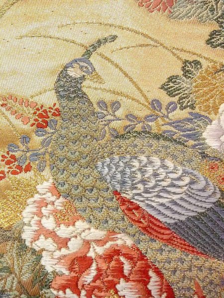 画像5: N0913L 袋帯 女性用着物 シルク(正絹)  光沢のある 金色 ぼたん 【中古】 【USED】 【リサイクル】 ★★★★☆ (5)