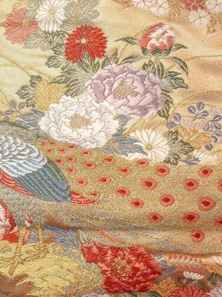 画像6: N0913L 袋帯 女性用着物 シルク(正絹)  光沢のある 金色 ぼたん 【中古】 【USED】 【リサイクル】 ★★★★☆ (6)