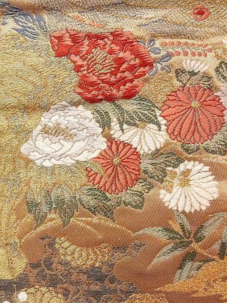 画像7: N0913L 袋帯 女性用着物 シルク(正絹)  光沢のある 金色 ぼたん 【中古】 【USED】 【リサイクル】 ★★★★☆ (7)