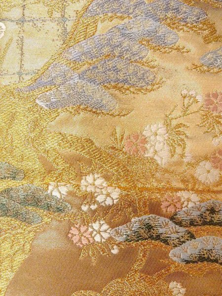 画像11: N0913L 袋帯 女性用着物 シルク(正絹)  光沢のある 金色 ぼたん 【中古】 【USED】 【リサイクル】 ★★★★☆ (11)