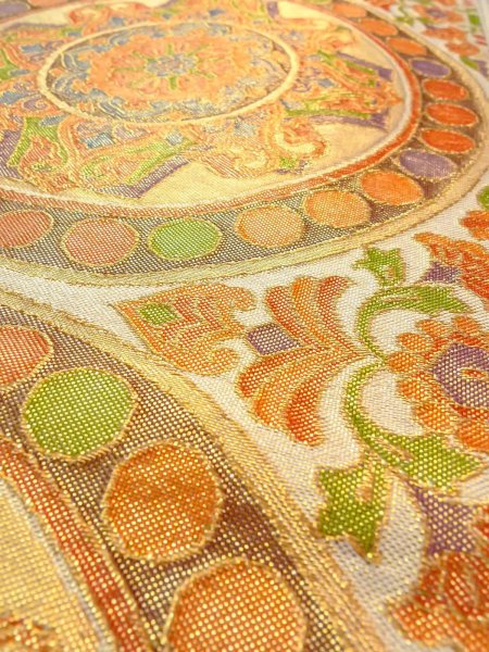 画像9: N0913O 袋帯 女性用着物 シルク(正絹)  光沢のある 橙色 唐花 【中古】 【USED】 【リサイクル】 ★★★★☆ (9)