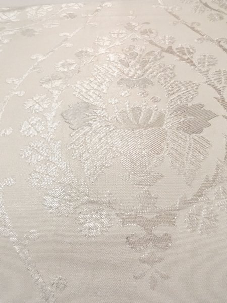 画像9: N0913V 袋帯 女性用着物 シルク(正絹)  光沢のある 銀色 唐花 【中古】 【USED】 【リサイクル】 ★★☆☆☆ (9)