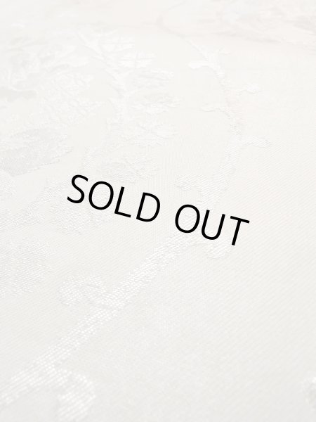 画像11: N0913V 袋帯 女性用着物 シルク（正絹）  光沢のある 銀色 唐花 【中古】 【USED】 【リサイクル】 ★★☆☆☆ (11)