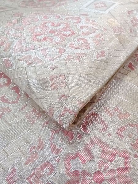 画像10: N0914B 袋帯 女性用着物 シルク(正絹)   銀色 唐花 【中古】 【USED】 【リサイクル】 ★★★☆☆ (10)
