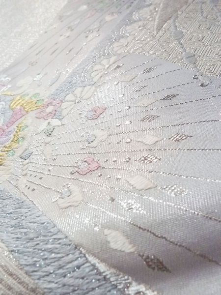 画像10: N0914C 袋帯 女性用着物 シルク(正絹)   銀色 唐花 【中古】 【USED】 【リサイクル】 ★★★★☆ (10)