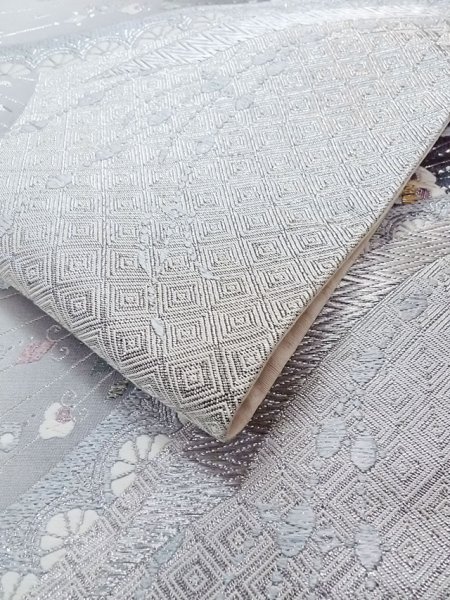画像11: N0914C 袋帯 女性用着物 シルク(正絹)   銀色 唐花 【中古】 【USED】 【リサイクル】 ★★★★☆ (11)