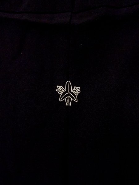 画像3: N0920P  女性用 羽織  シルク(正絹)   黒, 梅 【中古】 【USED】 【リサイクル】 ★★☆☆☆ (3)