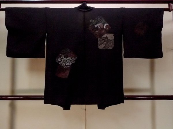 画像2: N0920Q Mint  女性用 羽織  シルク(正絹)   黒, ぼたん 【中古】 【USED】 【リサイクル】 ★★★★☆ (2)