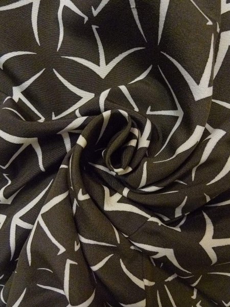 画像11: N0920S  女性用 羽織 折り鶴柄 シルク(正絹)  深い オリーブ, 七宝 【中古】 【USED】 【リサイクル】 ★★☆☆☆ (11)