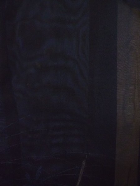 画像4: N0921A  女性用 羽織  シルク(正絹)   黒, 花 【中古】 【USED】 【リサイクル】 ★★★☆☆ (4)