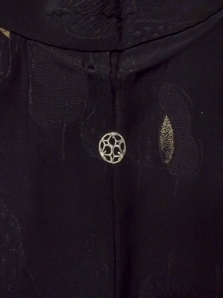 画像3: N0921C  女性用 羽織  シルク(正絹)   黒, 葉 【中古】 【USED】 【リサイクル】 ★★★☆☆ (3)