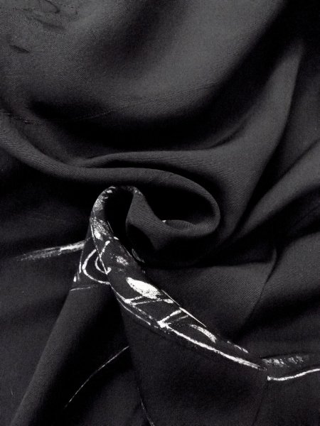 画像13: N0930T 女性用羽織  シルク（正絹） 黒, 草 【中古】【USED】【リサイクル】 ★★★☆☆【N0930T】 (13)