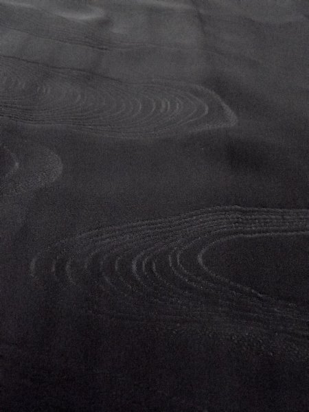 画像10: N0930V 女性用羽織  シルク(正絹) 黒,  【中古】【USED】【リサイクル】 ★★★☆☆【N0930V】 (10)