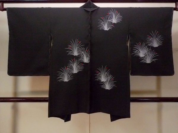 画像2: N0930X 女性用羽織  シルク(正絹) 淡い黒, 草 【中古】【USED】【リサイクル】 ★★★☆☆【N0930X】 (2)