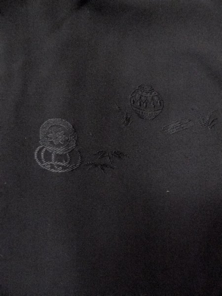 画像4: N0930Z 女性用羽織  シルク(正絹) 黒,  【中古】【USED】【リサイクル】 ★★★☆☆【N0930Z】 (4)