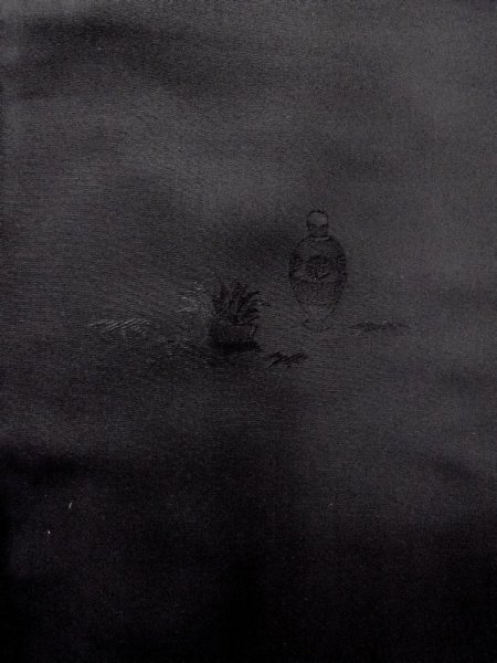 画像5: N0930Z 女性用羽織  シルク(正絹) 黒,  【中古】【USED】【リサイクル】 ★★★☆☆【N0930Z】 (5)