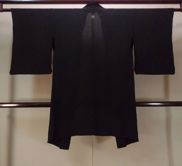 画像2: N0931C 女性用羽織  シルク(正絹) 黒,  【中古】【USED】【リサイクル】 ★☆☆☆☆【N0931C】 (2)