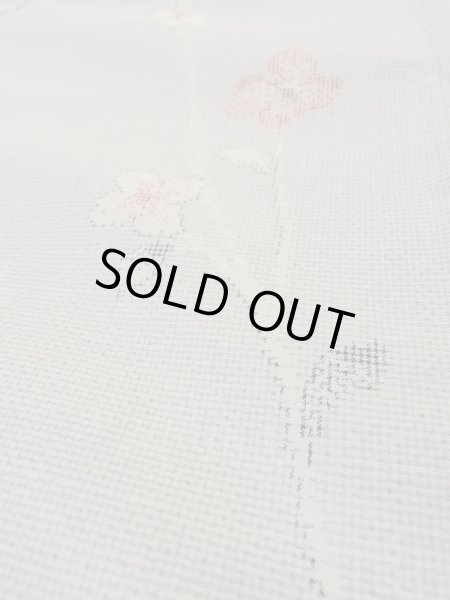 画像9: N1007I 女性用紬  シルク（正絹） 淡い灰色, 花 【中古】【USED】【リサイクル】 ★★★☆☆【N1007I】 (9)