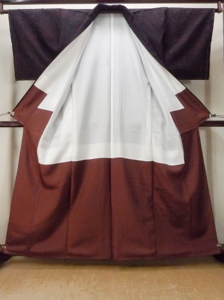 画像2: N1007K 女性用紬  シルク(正絹) 黒, 唐花 【中古】【USED】【リサイクル】 ★★★★★【N1007K】 (2)