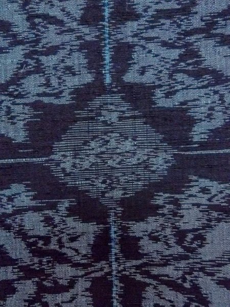 画像6: N1007M 女性用紬 小地谷紬 シルク(正絹) 深い藍, 唐花 【中古】【USED】【リサイクル】 ★★★☆☆【N1007M】 (6)
