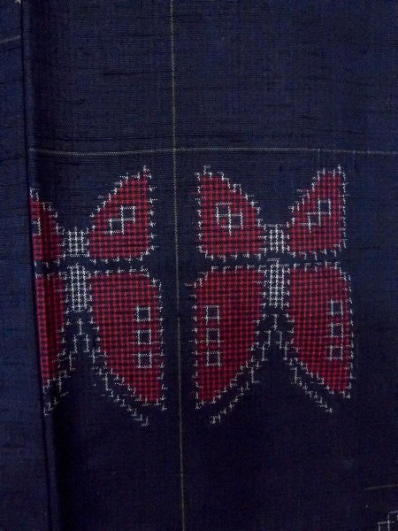 画像5: N1007R 女性用紬  シルク（正絹） 深い藍, 蝶々 【中古】【USED】【リサイクル】 ★★★★☆【N1007R】 (5)