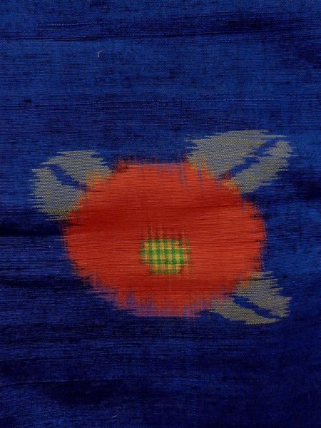 画像6: N1007T 女性用紬  シルク(正絹) 鮮やか青, 菊 【中古】【USED】【リサイクル】 ★★★☆☆【N1007T】 (6)