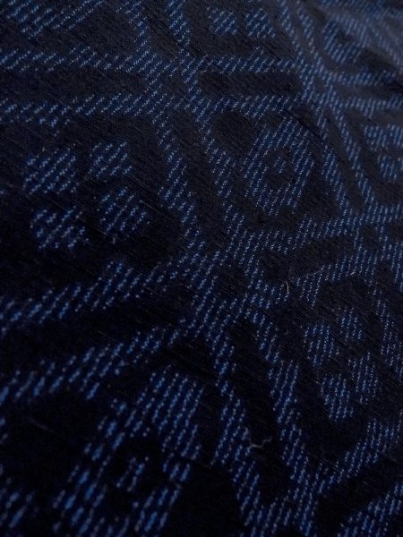 画像9: N1007W 男性用紬 十日町紬 シルク(正絹) 深い藍, 花菱 【中古】【USED】【リサイクル】 ★★★★☆【N1007W】 (9)