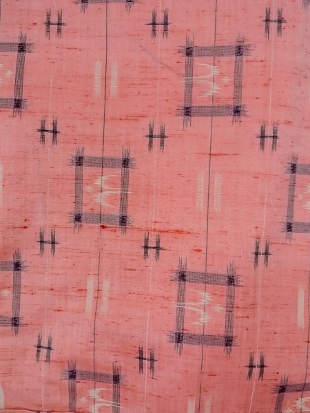 画像3: N1008C 女性用紬  シルク(正絹) 薄い朱赤, 鳥 【中古】【USED】【リサイクル】 ★★★☆☆【N1008C】 (3)