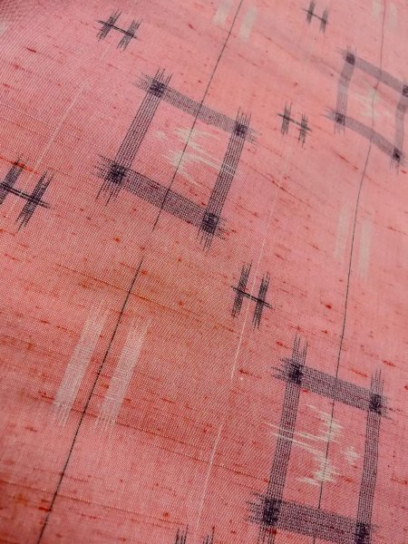 画像8: N1008C 女性用紬  シルク(正絹) 薄い朱赤, 鳥 【中古】【USED】【リサイクル】 ★★★☆☆【N1008C】 (8)