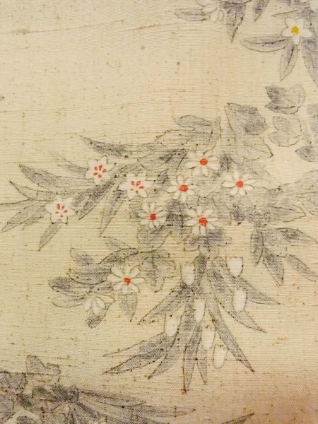 画像7: N1015A 女性用紬  シルク（正絹） アイボリー, 花 【中古】【USED】【リサイクル】 ★★★☆☆【N1015A】 (7)